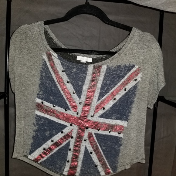 Crop top - Picture 1 of 3